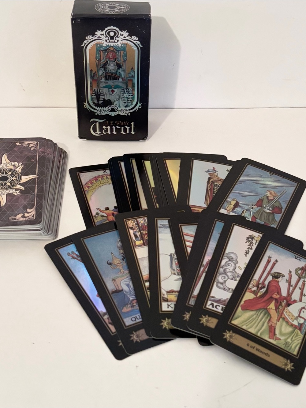 A E Waite Holographic Tarot Card Deck 78 Cards In Original Box